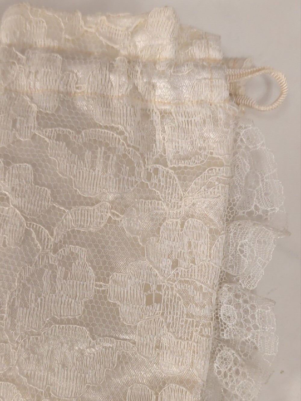 Vintage Bridal Veil And Lace Pouch Purse Wedding Accessories 70s - 80s - Picture 8 of 9